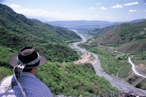 Jujuy: Termas de Reyes y Laguna de Yala