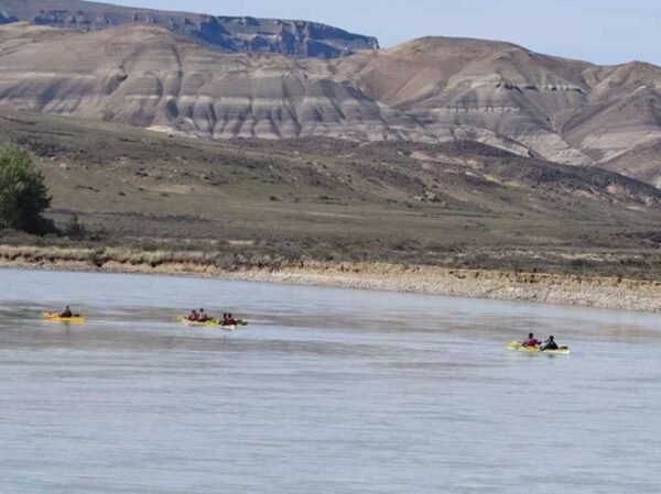 Kayak y Trekking Rio La Leona
